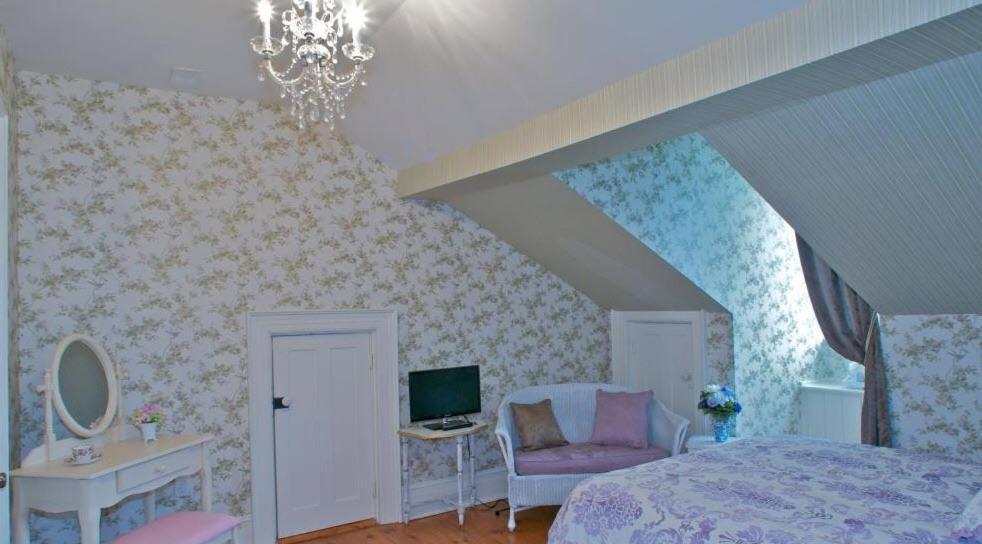 Maplehurst Manor Bed & Breakfast Brockville Ruang foto